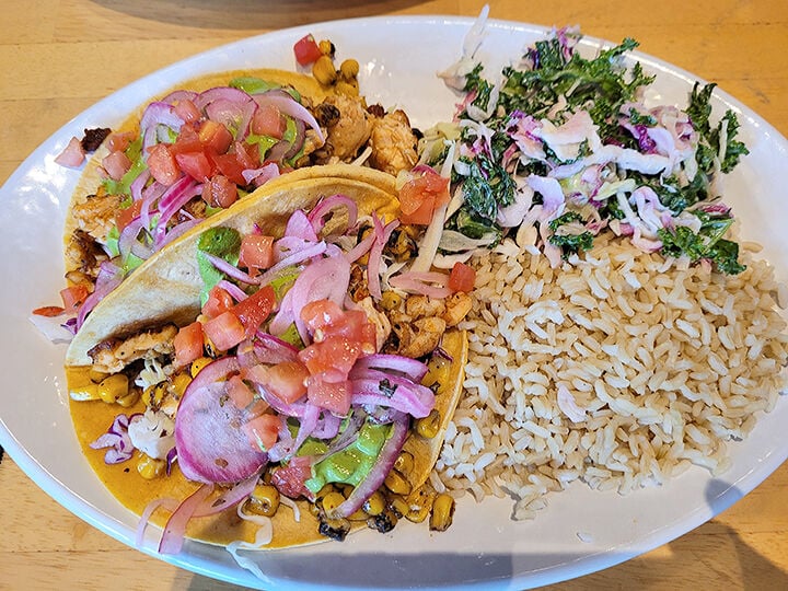 Cajun salmon taco plate